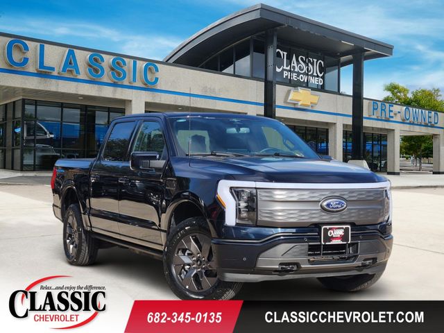 2023 Ford F-150 Lightning Lariat SuperCrew AWD