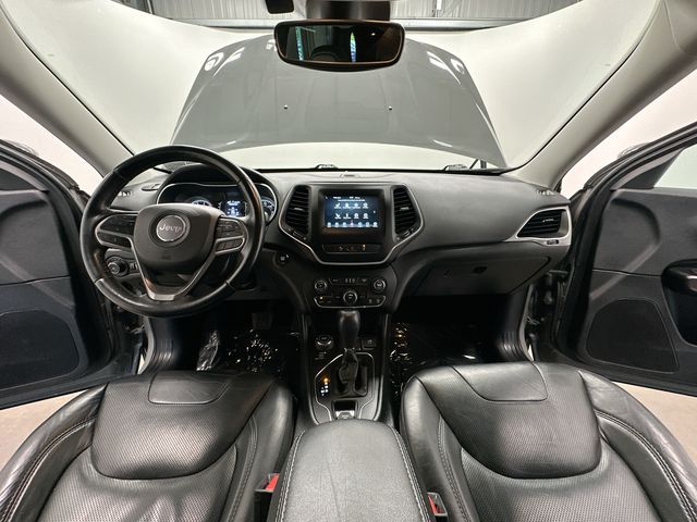 2021 Jeep Cherokee Latitude Lux Gray at Klick Lewis Buick Chevrolet