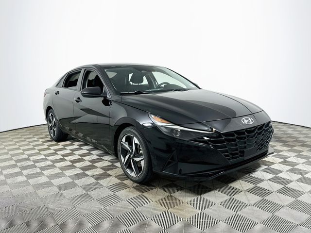 Phantom Black 2023 Hyundai Elantra Sedan Front-Wheel Drive Automatic