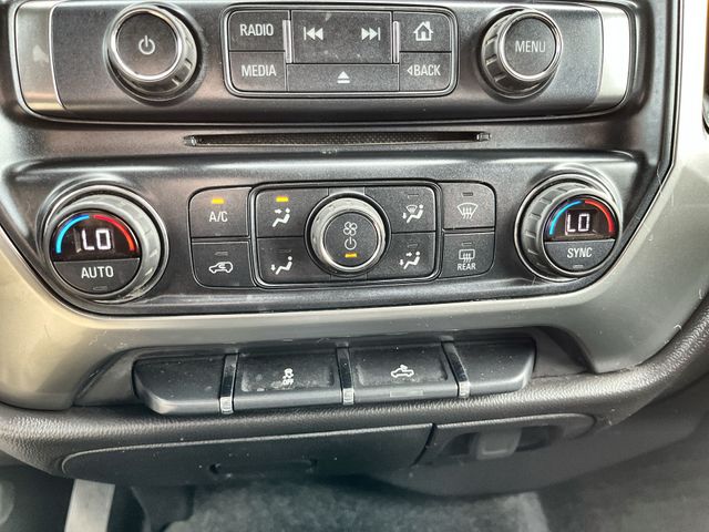 Used 2018 Silver Chevrolet LT image 17