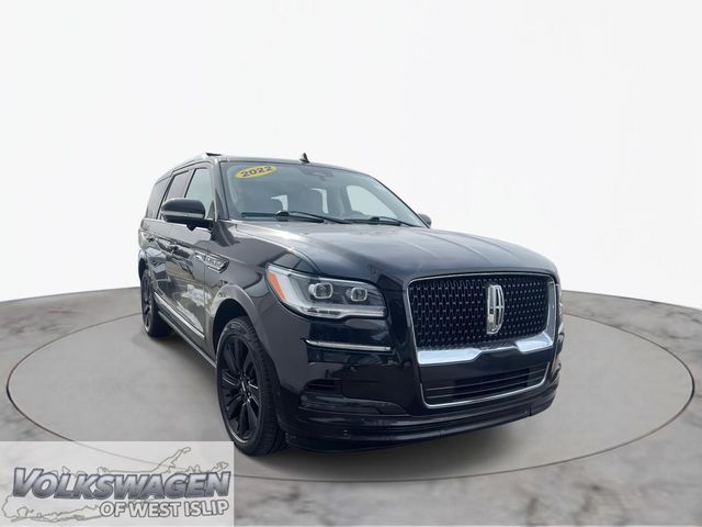 Infinite Black Metallic Clearcoat 2022 Lincoln Navigator Reserve 4WD SUV / Crossover Four-Wheel Drive Automatic