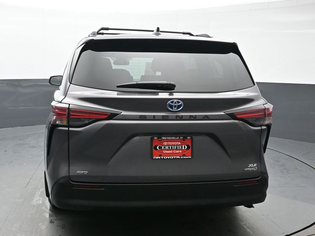 2021 Toyota Sienna XLE 5