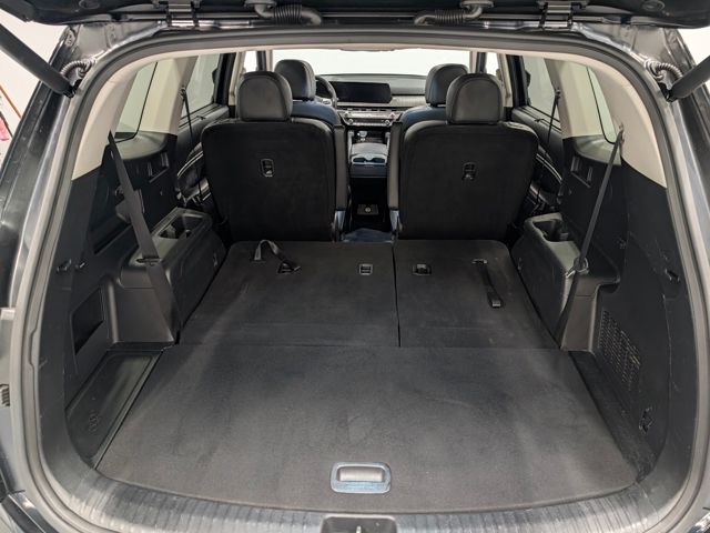 Used 2024 Black Kia EX image 31
