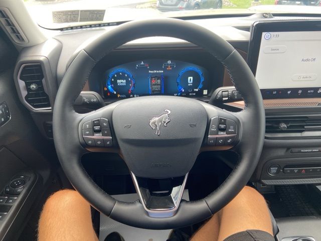 2025 Ford Bronco Sport Outer Banks - 11