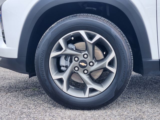 2025 Chevrolet Trax LT White at Classic Elite Chevrolet Sugar Land