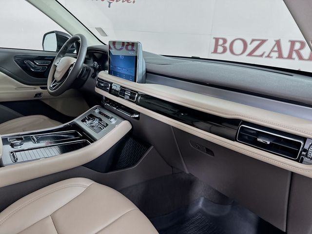 2023 Black Metallic Lincoln Aviator Standard AWD SUV