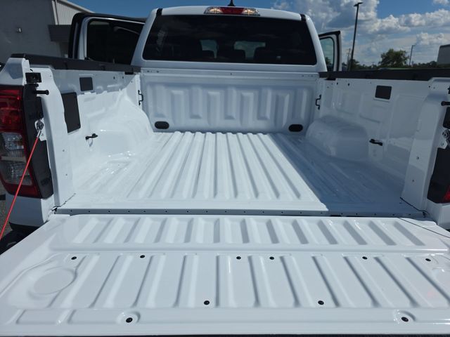New 2026 Oxford White Ford XL image 13