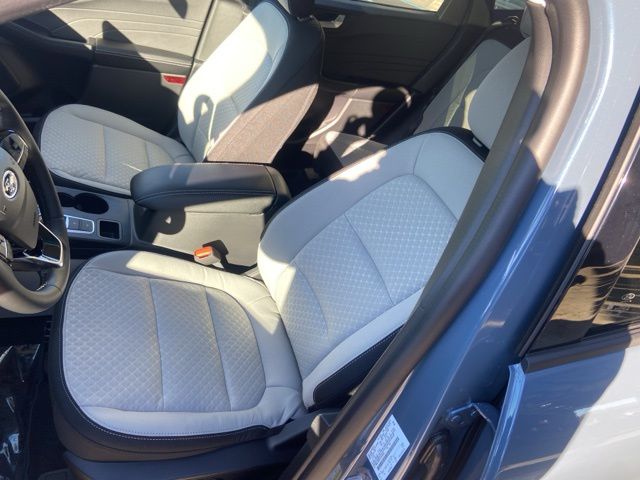 2026 Ford Escape Active - 6