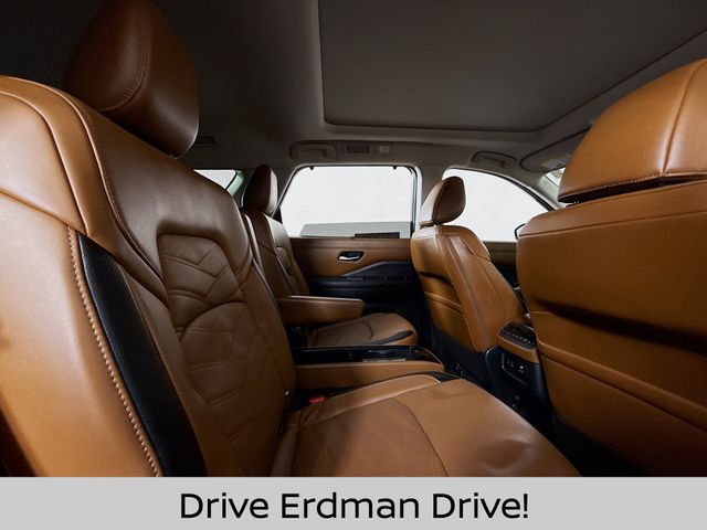 Used 2025 Nissan Pathfinder SUV