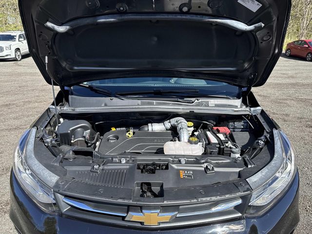 2022 Chevrolet Trax - Image 31