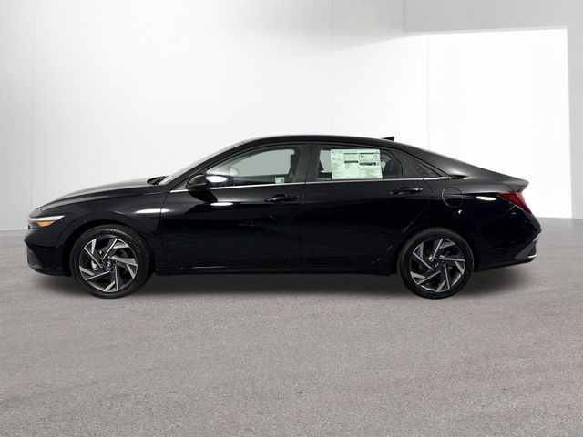 New 2025 Hyundai Elantra Hybrid For Sale in Indianapolis, IN