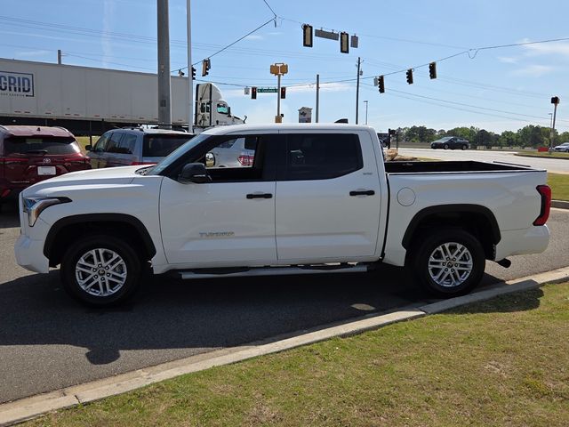 Certified Used 2023  Toyota SR5 image 4