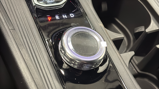 New 2026 Diamond Black Crystal Pearlcoat Jeep Laredo image 18
