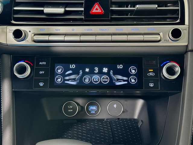 2025 Genesis G70 Sport Advanced 16