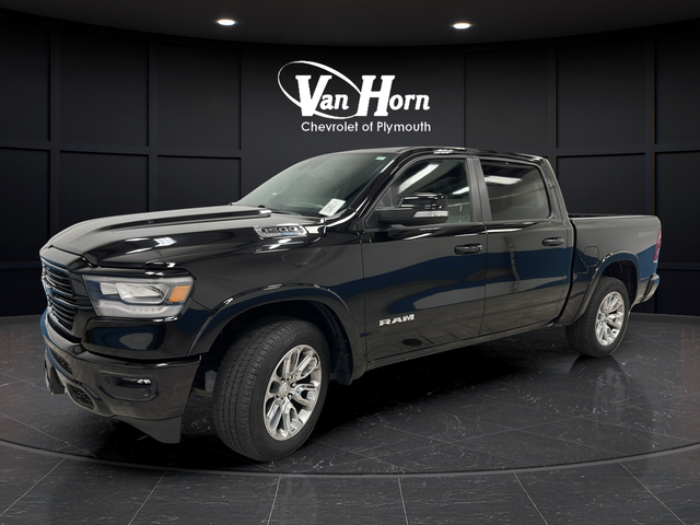 Used 2022 Diamond Black Crystal Pearlcoat Ram Laramie image 3