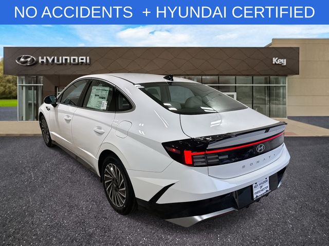 2025 Hyundai Sonata Hybrid