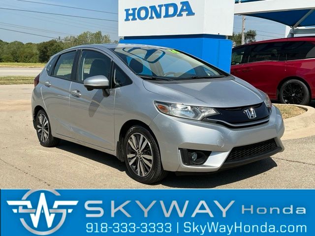 Alabaster Silver Metallic 2016 Honda Fit Hatchback Front-Wheel Drive Continuously Variable Transmission