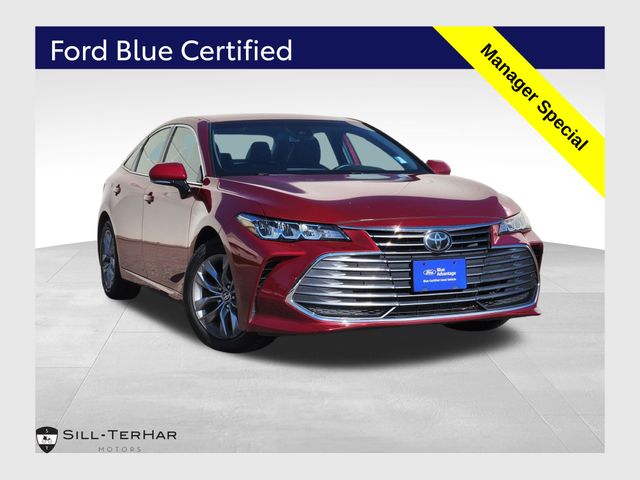 Pearl 2022 Toyota Avalon Sedan Front-Wheel Drive 8-Speed Automatic