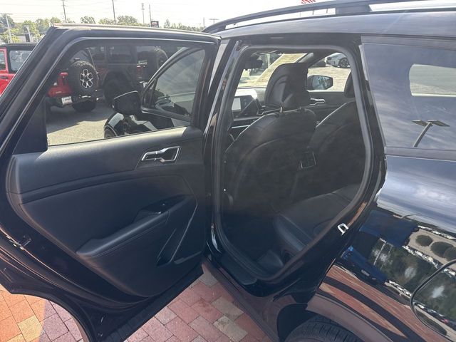 Used 2024 Kia Sportage SUV