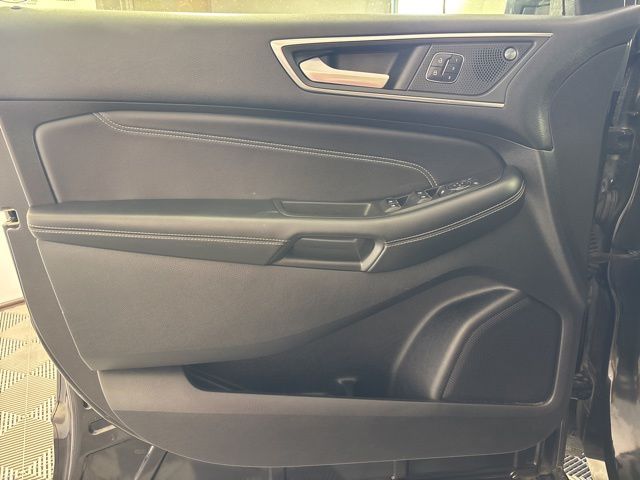 Used 2022 Ford Edge SUV