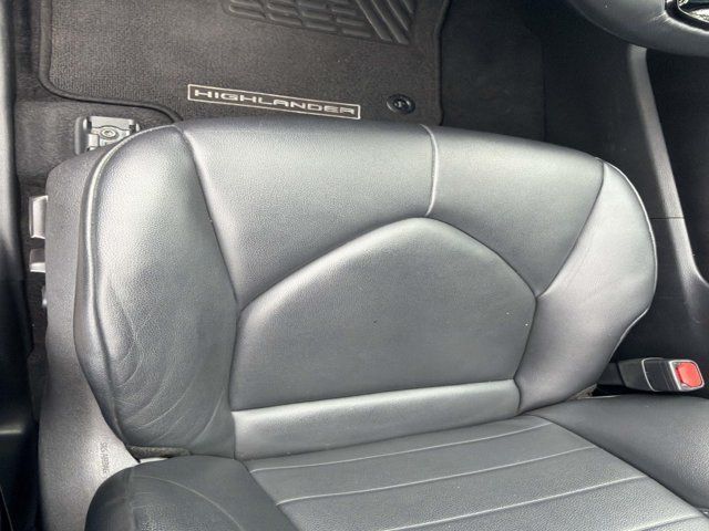 Used 2020 Toyota Highlander SUV