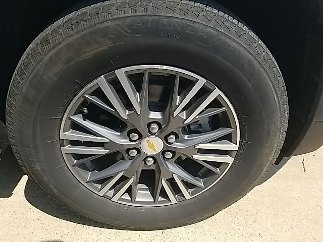 Used 2025 Chevrolet Traverse SUV