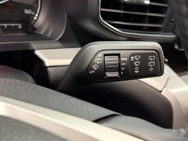 Used 2023 Black Ford XLT image 15