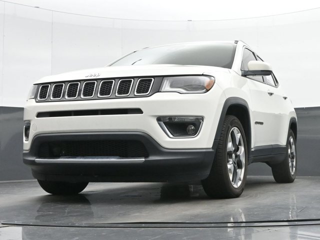 Used 2018 White Jeep Limited image 9