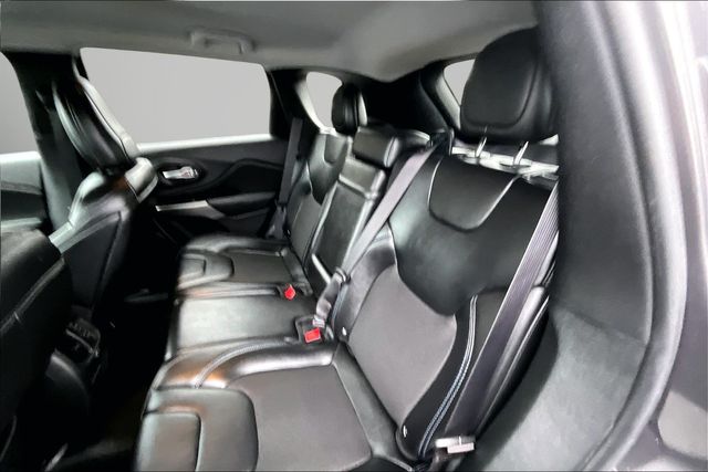 Used 2019 Jeep Cherokee For Sale in Gloucester, MA