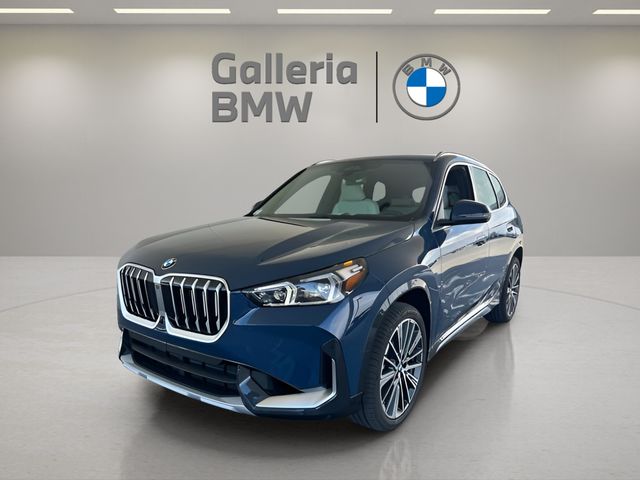 2026 BMW X1 28i's photo