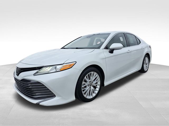 2020 Toyota Camry XLE photo
