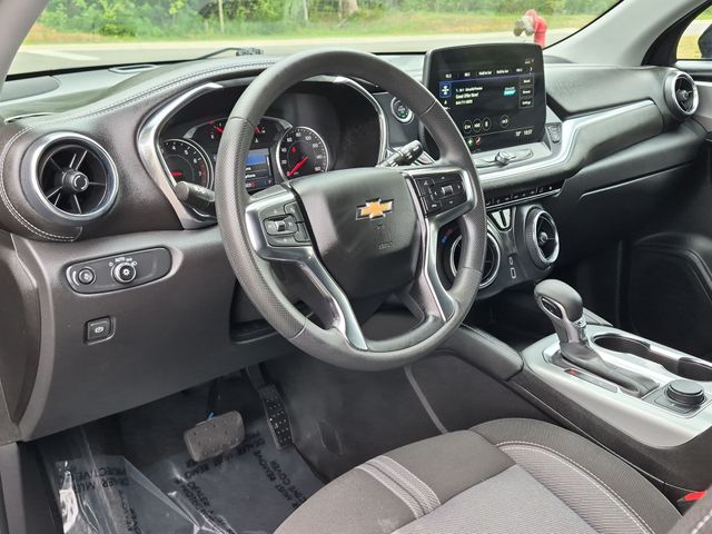Used 2025 Black Chevrolet LT image 29