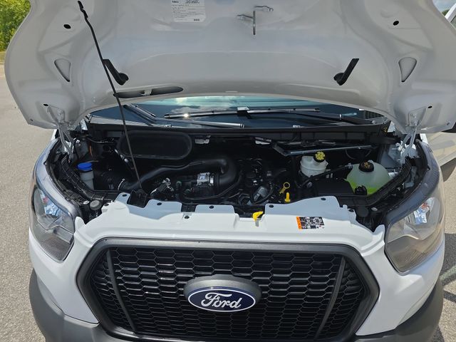 New 2026 Oxford White Ford Cargo Van image 27