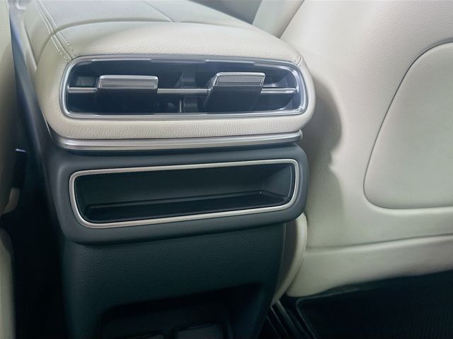 Thumbnail: 2026 Genesis GV80 - 27