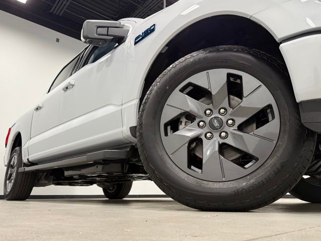 2025 Ford F-150 Lightning Flash photo