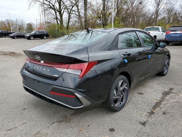 New 2025 Hyundai Elantra Hybrid For Sale in Indianapolis, IN