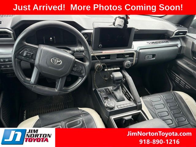 Used 2025 Toyota Tacoma Truck