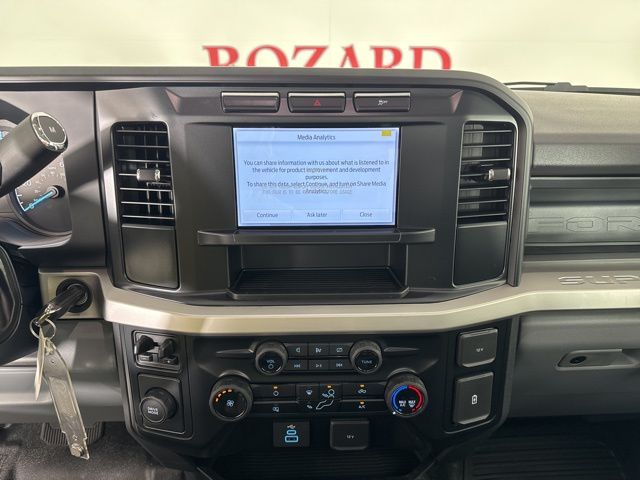 2024 Oxford White Ford Super Duty F-350 SRW XL RWD Truck