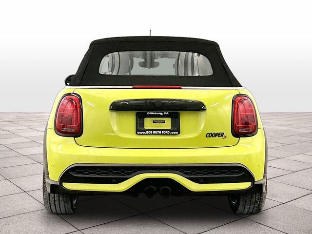 2022 MINI Cooper S Iconic - 3