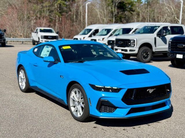 2025 Ford Mustang GT Premium Fastback RWD