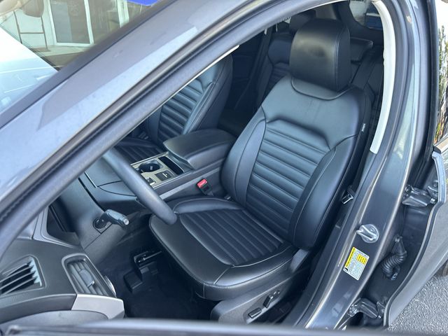 Used 2022 Gray Ford SEL image 12