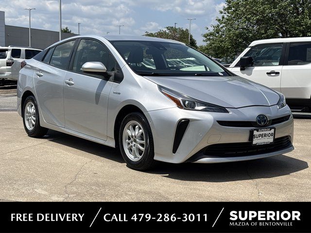 Classic Silver Metallic 2022 Toyota Prius Hatchback Front-Wheel Drive Continuously Variable Transmission