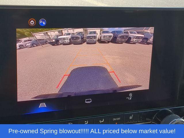Used 2025 Summit White Chevrolet Trail Boss image 31