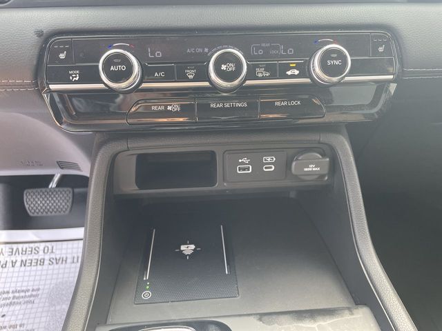 Used 2025 Honda Pilot SUV