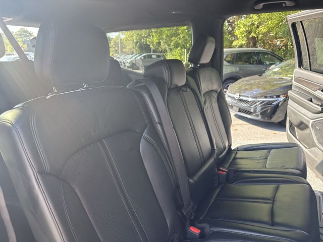 Used 2022 Black Jeep Series I image 11