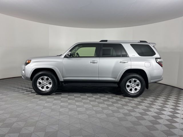 2023 Toyota 4Runner SR5 6