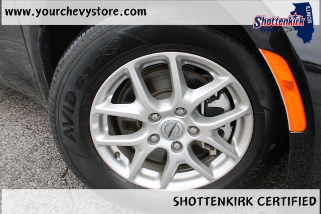 Used 2024 Chrysler Pacifica Van