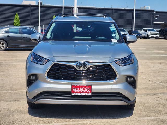 2025 Toyota Highlander Platinum Silver at Don McGill Toyota