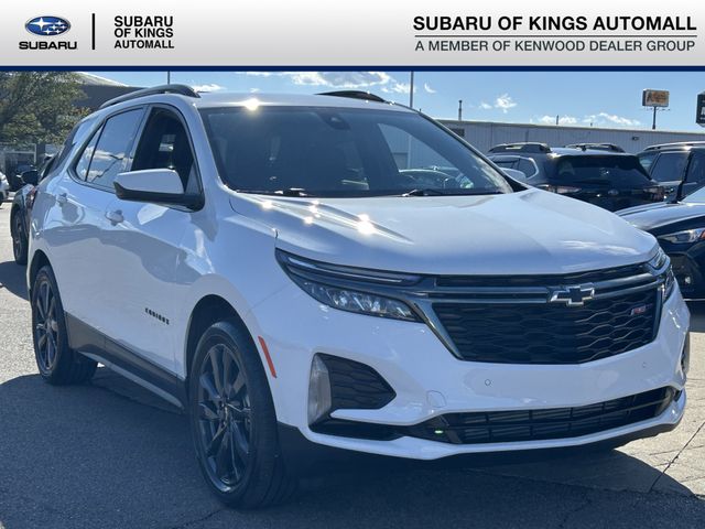 Summit White 2022 Chevrolet Equinox SUV / Crossover Front-Wheel Drive 6-Speed Automatic Overdrive