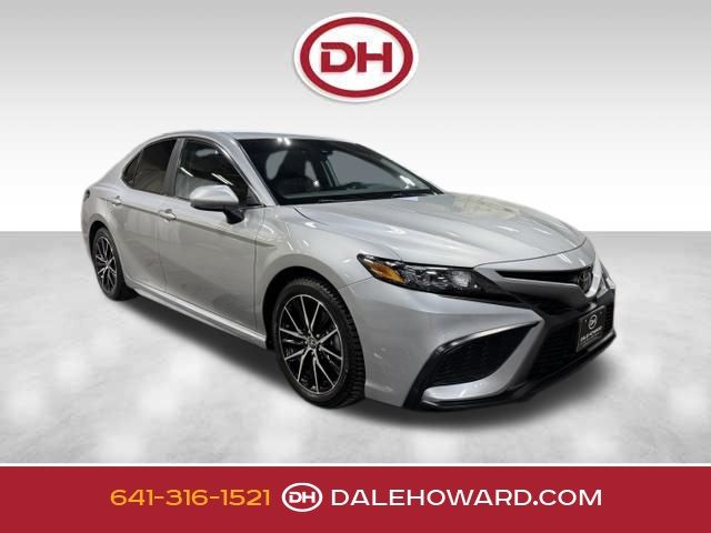 Celestial Silver Metallic 2021 Toyota Camry Sedan Front-Wheel Drive 8-Speed Automatic
